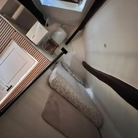 Maison *